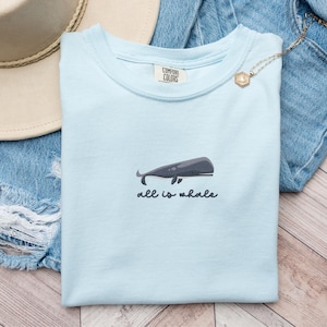 Broderad blåval-t-shirt: Pigmentfärgad kustt-t-shirt Chambray