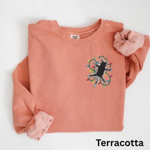 Embroidered Electrocuted Cat Christmas Lights Sweatshirt: Funny Holiday Pullover image 7