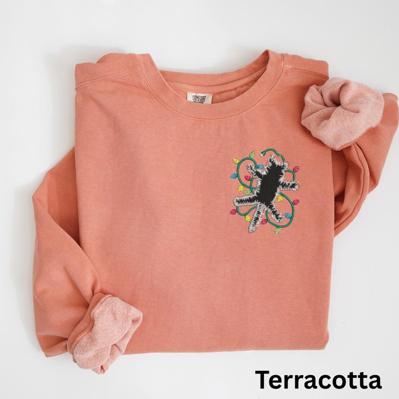Embroidered Electrocuted Cat Christmas Lights Sweatshirt: Funny Holiday Pullover image 7