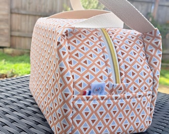Lunch bag/ insulated bag