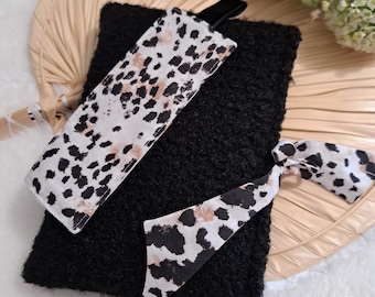 Book cover, padded book pouch, book protection cover, bookmark