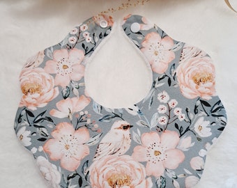 Flower-shaped bib