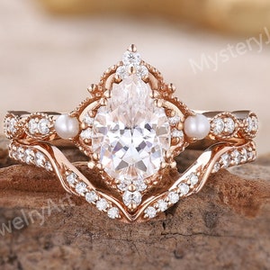 Vintage Moissanite Engagement Ring Set Pearl Ring Pear Moissanite Ring Bridal Set Solid Gold Ring Stacking Ring Set Promise Rings for Her
