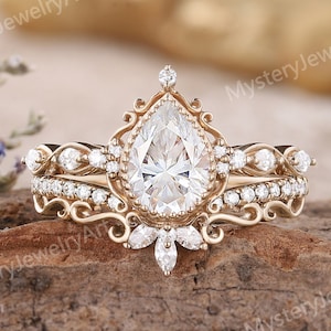 Art Deco Moissanite Engagement Ring Set Rose Gold Ring Floral Ring Pear Moissanite Ring Bridal Set Vintage Rings Anniversary Gifts for Her