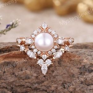 Vintage Pearl Engagement Ring Set Rose Gold Ring Set Unique Diamond Ring Pearl Ring Cluster Ring Moissanite Wedding Ring Set Rings for Women