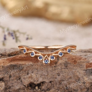 Vintage Alexandrite Wedding Band Rose Gold Ring Alexandrite Stacking Ring Unique Curved Wedding Band Wedding Ring Stackable Rings for Women