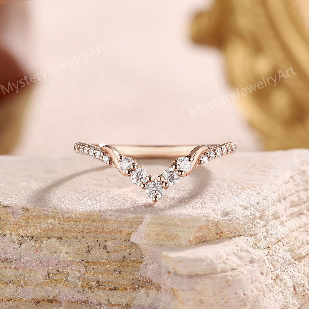 Unique Moissanite Wedding Band Rose Gold Curved Wedding Ring Art Deco ...