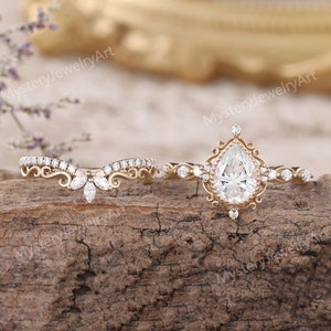 Art Deco Moissanite Engagement Ring Set Rose Gold Ring Floral Ring Pear Moissanite Ring Bridal Set Vintage Rings Anniversary Gifts for Her