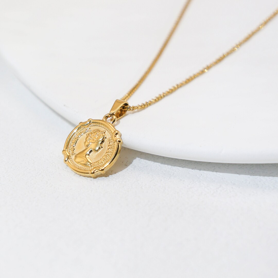 18K Gold Plated Queen Pendant Necklace, Coin Medallion Necklace, Queen