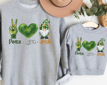 Peace Love Irish Mama Mini Shirt, St. Patricks Day Matching shirt, Irish Mama Shirt Lucky Green Gnome Mini Shirt, St Patty Day Mama Baby