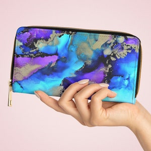 Cartera con cremallera de arte abstracto de Cloudy Dream', cartera abstracta, cartera de arte, cartera turquesa, cartera morada