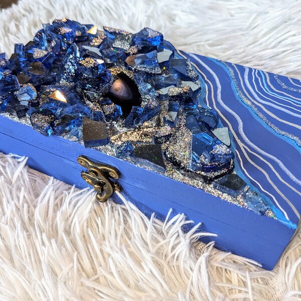 Hand Painted Geode Jewelry Box, Agate Art Keepsake Box, Blue Silver Artwork, Wooden Jewelry Box, Marble Trinket Holder, Bridesmaid Gift