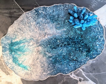 Large Turquoise Resin Geode Tray, Teal Vanity Tray, Perfume Bottle Tray, Jewelry Tray, Handmade Centerpiece, Serving Tray, Aqua Decor Tray
