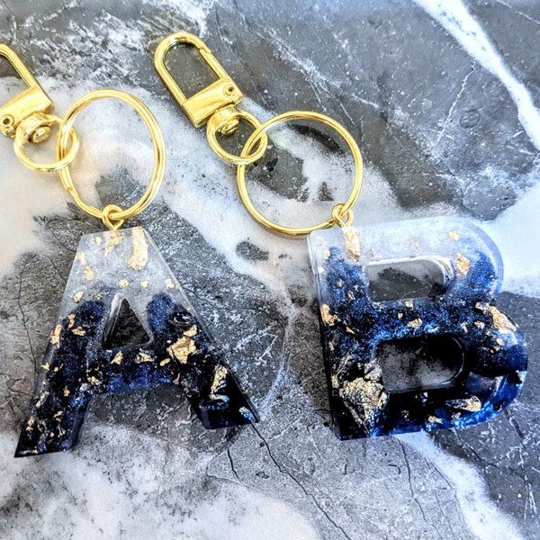 Custom Navy Letter Initial Resin Keychain, Personalized Blue Resin Gold Silver Leaf Bling Keychains, Luggage Tag, Alphabet Charm Key Pendant