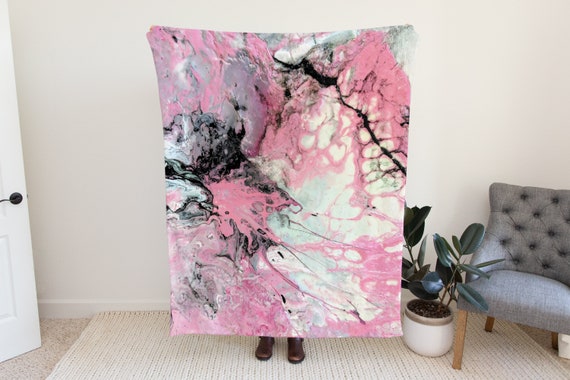 Pink crushed velvet throw best sale