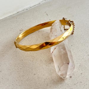 9ct Gold Metal Cored Faceted Bangle Vintage Hinged Classic Bracelet