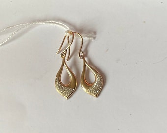 Ladies Gold Bonded Earrings White Stones Vintage Teardrop