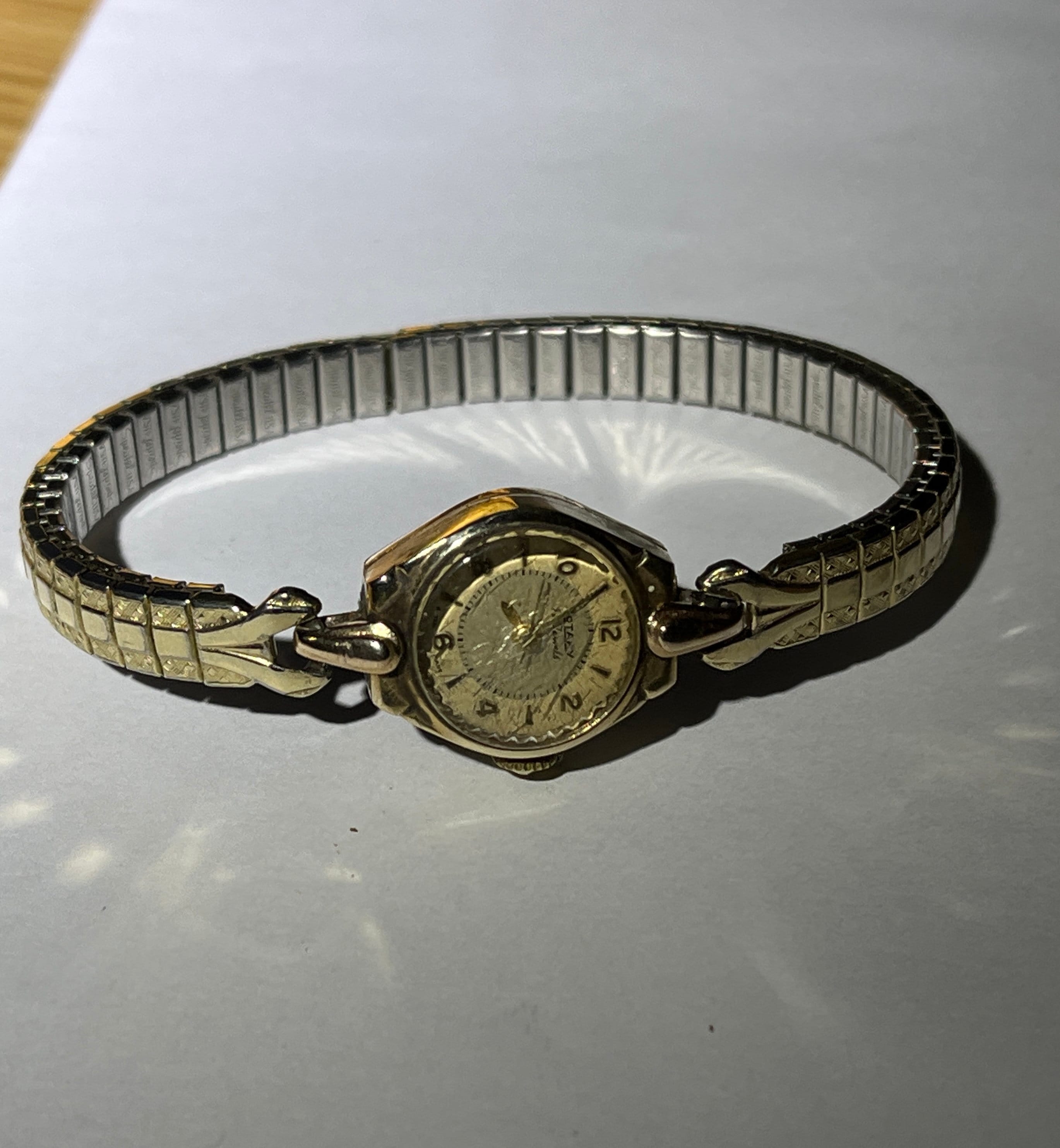 9ct gold ladies shop rotary watch second hand