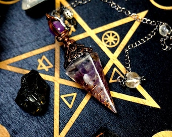 Pendel, Pendelanhänger, Kristall, Kristalle, Heilkristall, Schamanismus, Hexen,Kristallspitze, Spitzenanhänger,Rohstein,boho hippie,yoga,goa