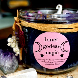 Ritual Kerze Inner godess Magic mit KristallenMagische Kerze Rosenquarz Amethystbesonderes spirituelles Geschenk Bild 4