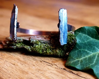 Bangle Kyanite*Raw stone jewelry*Crystals bracelet*special spiritual gift*witchy