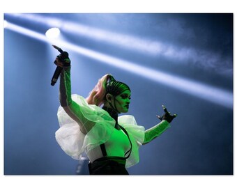 Skynd Concert Spotlight Poster - London 2023 Live Performance Print