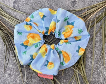 Amalfi Scrunchie -Scrunchie de algodón hecho a mano - Algodón de alta calidad - Hecho en Grecia, inspirado en los limones de Nápoles y las costas de Amalfi- -Tamaño XL