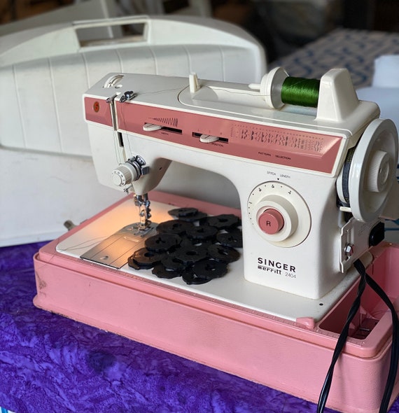 Vintage Singer Merritt 2404 Sewing Machine Etsy