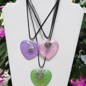 Mom Heart Necklace, Custom Made, Gift for Mom, Personalized, Special Gift for Mother, Resin Heart, One-of-a-kind