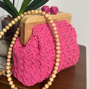 Pink Raffia Clutch: Hand-knitted Kiss Lock Shoulder Bag - Etsy