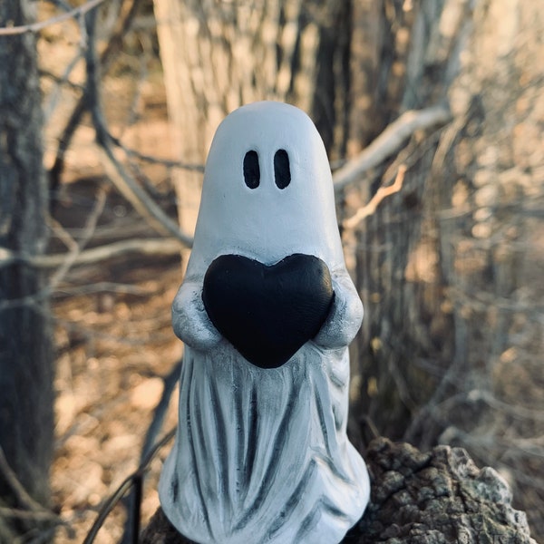 Ghost Figure | Halloween Resin Figure, Horror, Gothic, Goth Decor, Valloween, Anniversary, Birthday, Valentine’s Day, Significant Other