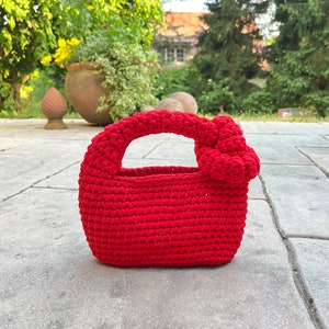 SIGGY BAG Chunky Small Handbag Crochet Pattern, Tshirt Yarn, English PDF Document Festnetz Bags image 10