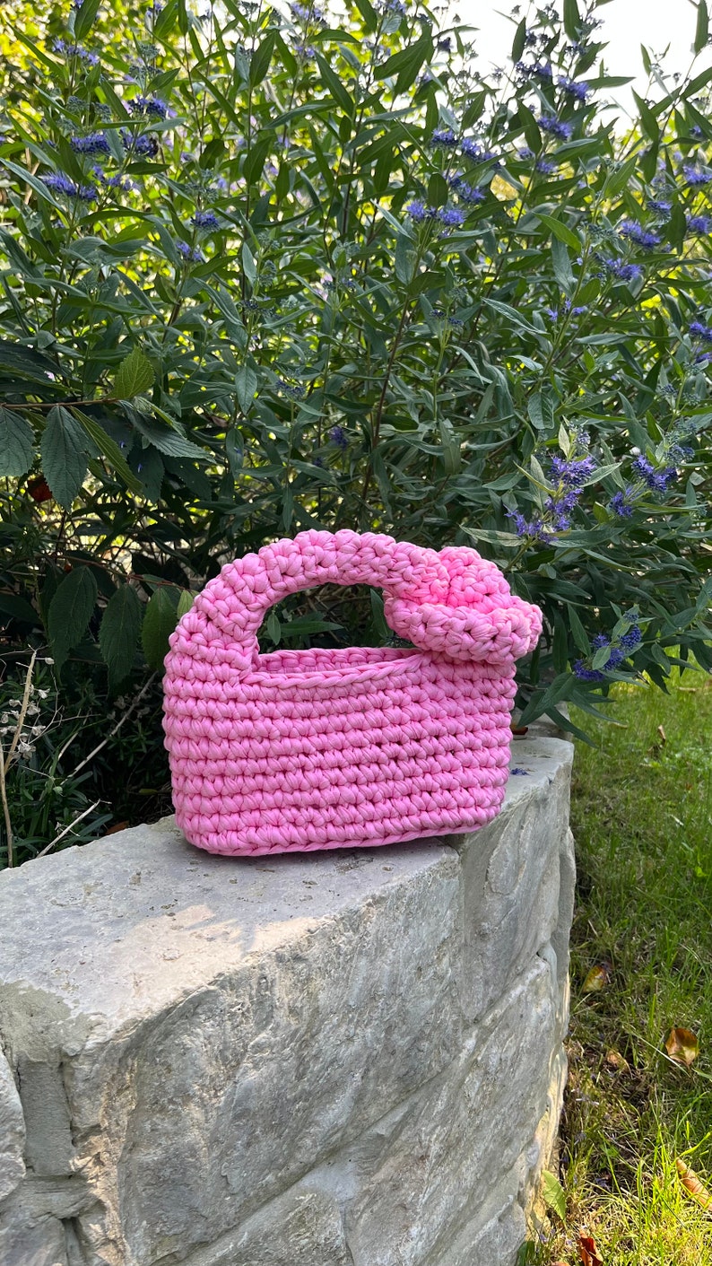 SIGGY BAG Chunky Small Handbag Crochet Pattern, Tshirt Yarn, English PDF Document Festnetz Bags image 8