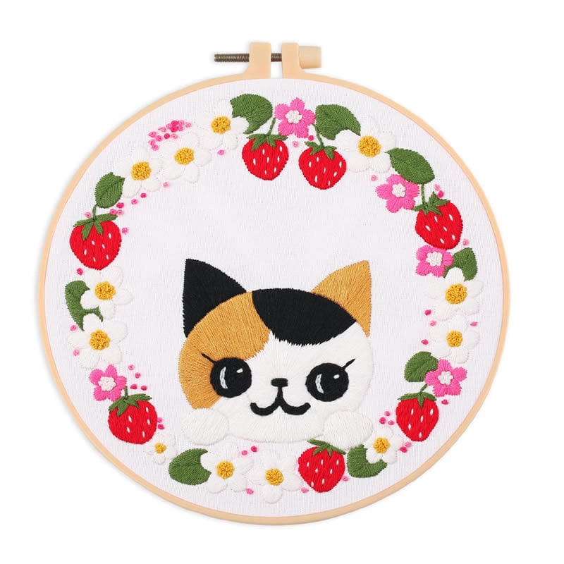 •HAPPY CAT• intermediate embroidery kit
