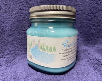 River Anduin handmade 8 oz. soy wax candle