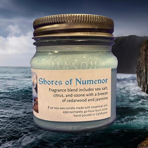 Shores of Numenor handmade 8 oz. soy wax candle