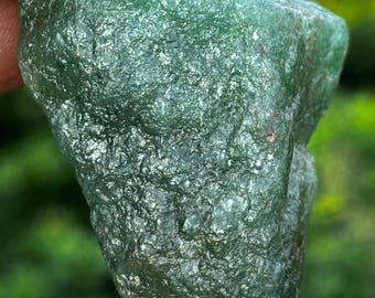 Cristal de aventurina verde en bruto: espécimen curativo natural, 286 quilates