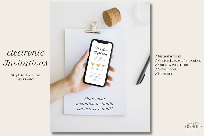 Puede incluir: Un tel&eacute;fono inteligente que muestra una invitaci&oacute;n digital para una "Noche de chicas". La invitaci&oacute;n presenta una ilustraci&oacute;n de acuarela de tres c&oacute;cteles. El texto en la pantalla dice "It's a Girls Night Out".