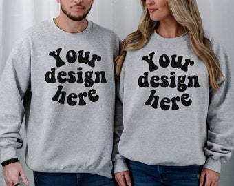 Mockup voor koppels, man vrouw mockup met ronde hals, mockup voor moeder en vader Sweatshirt mockup voor koppels Sport grijze Gildan ronde hals, grijze Gildan ronde hals