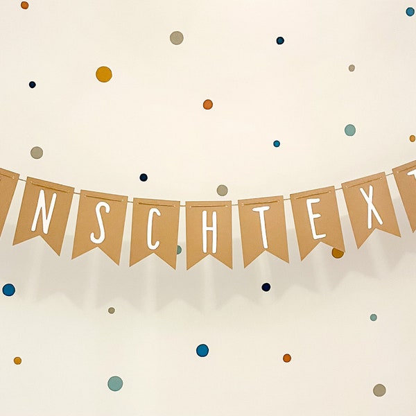 Wimpelkette mit "Wunschtext" aus braunem Kraftpapier - personalisiert