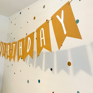 Wimpelkette aus braunem Kraftpapier Glückwunschgirlande Geburtstagsgirlande Partygirlande Viel Glück/Happy Birthday/Alles Gute zur Deko Bild 3