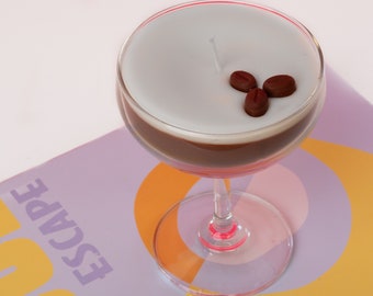 Espresso Martini Kerze - Coupé Glas / Kaffeekerze / Espresso Martini Lovers / Espresso Lovers