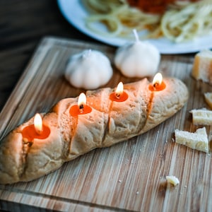Baguette Candle: 4-Wick Beeswax Bread Scented Candle / French Bread Candle / Artisan Decor / Realistic Food Candle / Handmade gifts