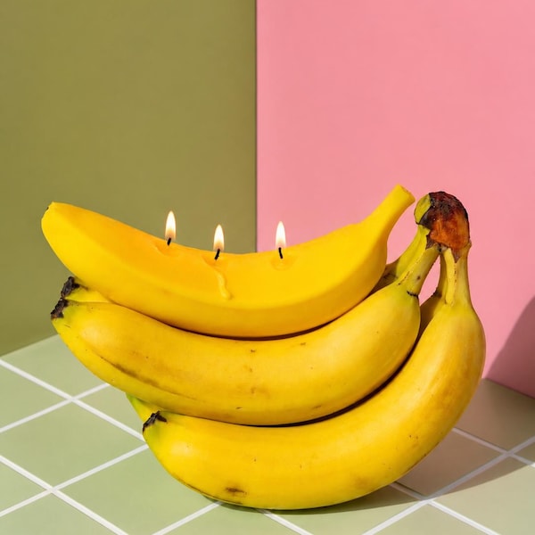 "Bananen-Kerze: ""Lustige Bienenwachs""-Kerze."