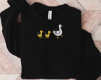 Bestickt, Ente, Ente, Gans, Dumme Gans Sweatshirt, Gans Sweatshirt mit Rundhalsausschnitt, lustiges Sweatshirt, lustiges Shirt, weiße Buchstaben, Weihnachten