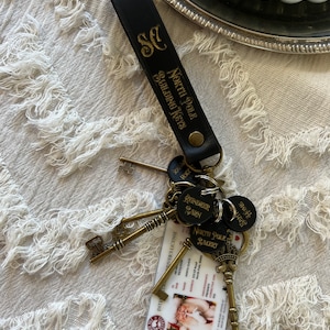 Santa&#39;s Key Chain & Drivers License