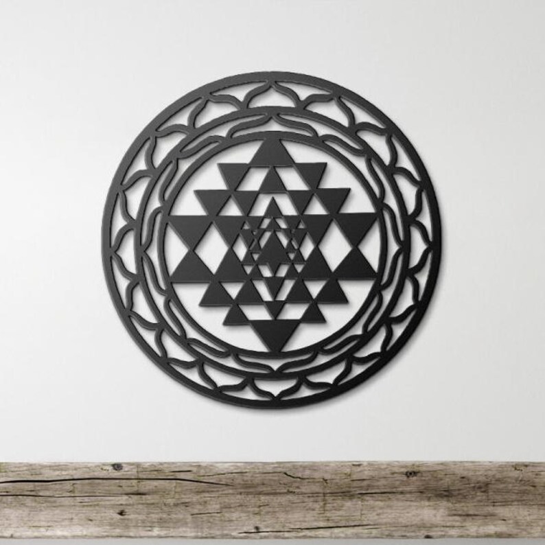 Sri Yantra Metal Wall Art,  Yantra Sacred Geometry Wall Decor, Sri Yantra Yoga Art Meditation Wall Decor Gift, Metal Wall Art Gift for Her