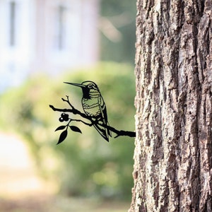 Metal Hummingbird Garden Art: Yard Stake & Decoration - Farmhouse Decor, Gardening Gift, Bird, Outdoor Art, Fall Decor Cabin Wall Art