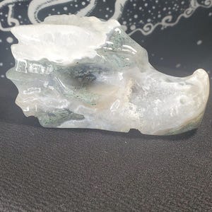 Druzy Moss Agate Dragon Head