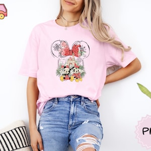 Chemise de Noël Mickey Minnie château aquarelle, T-shirt cadeau de Noël Mickey, fête de Noël Disney, t-shirt vacances pour couple Disneyland
